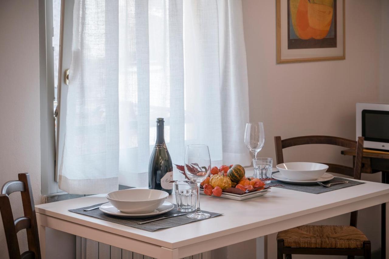 Lovely Mansard Iseo Portelle Holiday With Private Parking And Bike Storage Exteriér fotografie