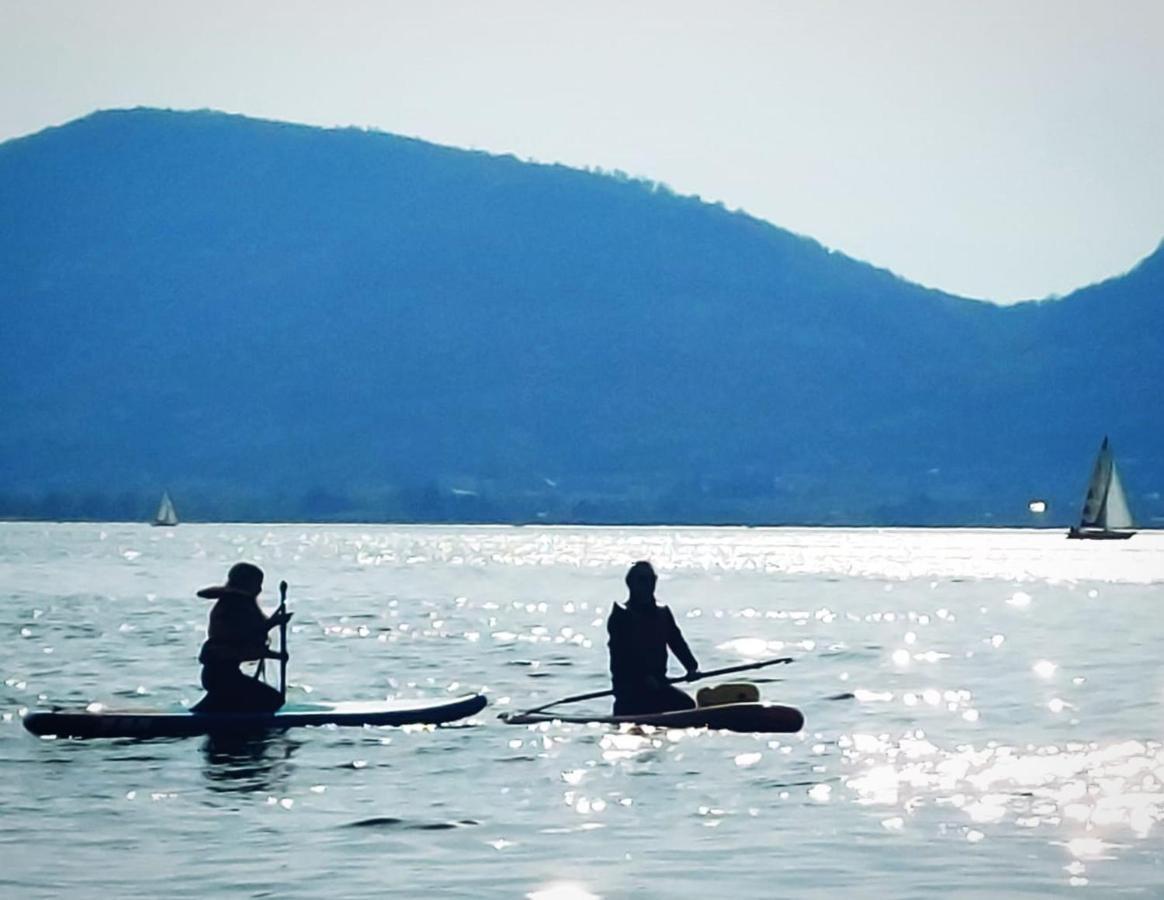 Lovely Mansard Iseo Portelle Holiday With Private Parking And Bike Storage Exteriér fotografie